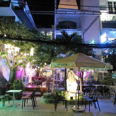 The Lumiere Near Tan Son Nhat Airport-2